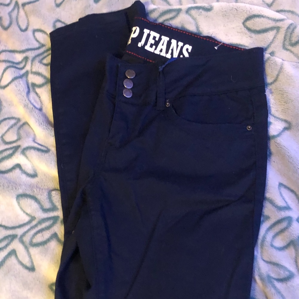 jeans that have never been worn